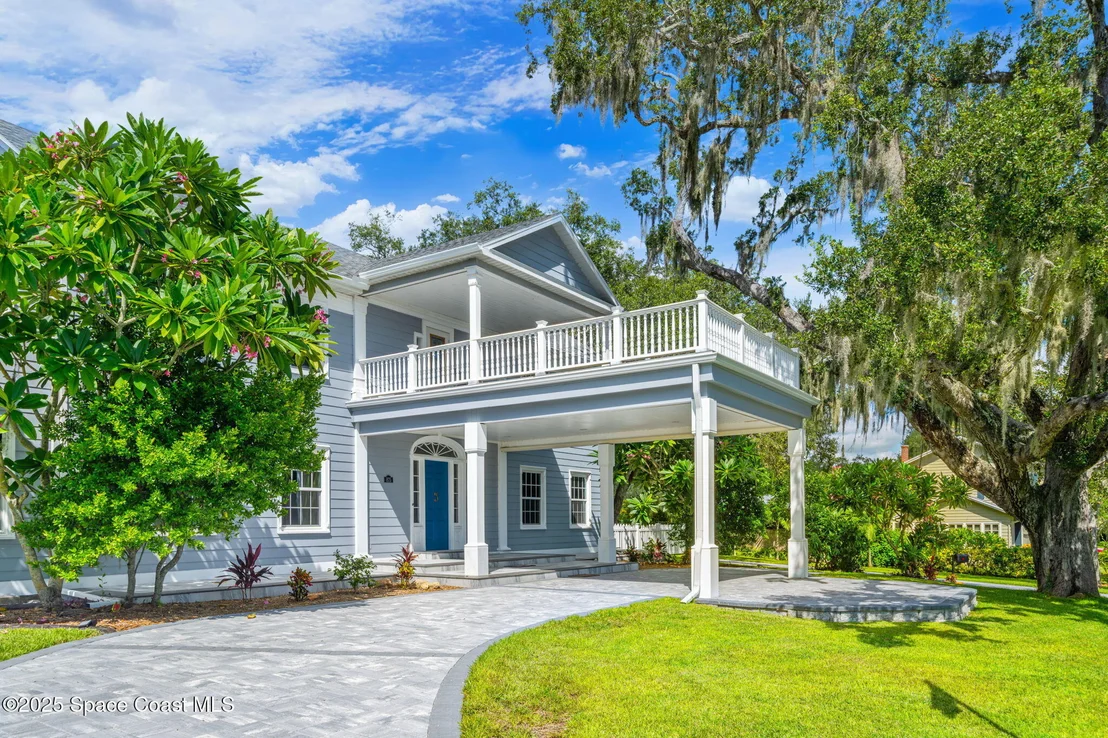 Photo of 875 N Indian River Drive