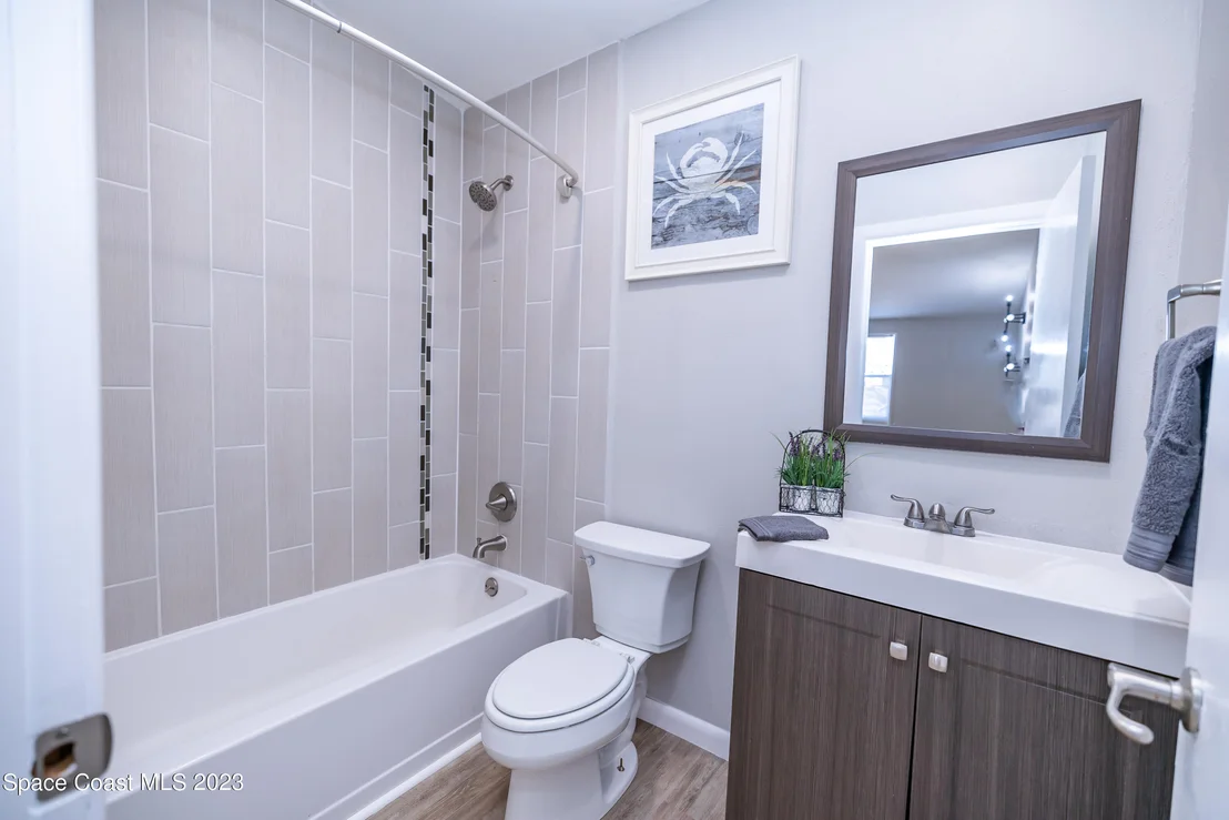 Photo of 955 Vangi Lane NE