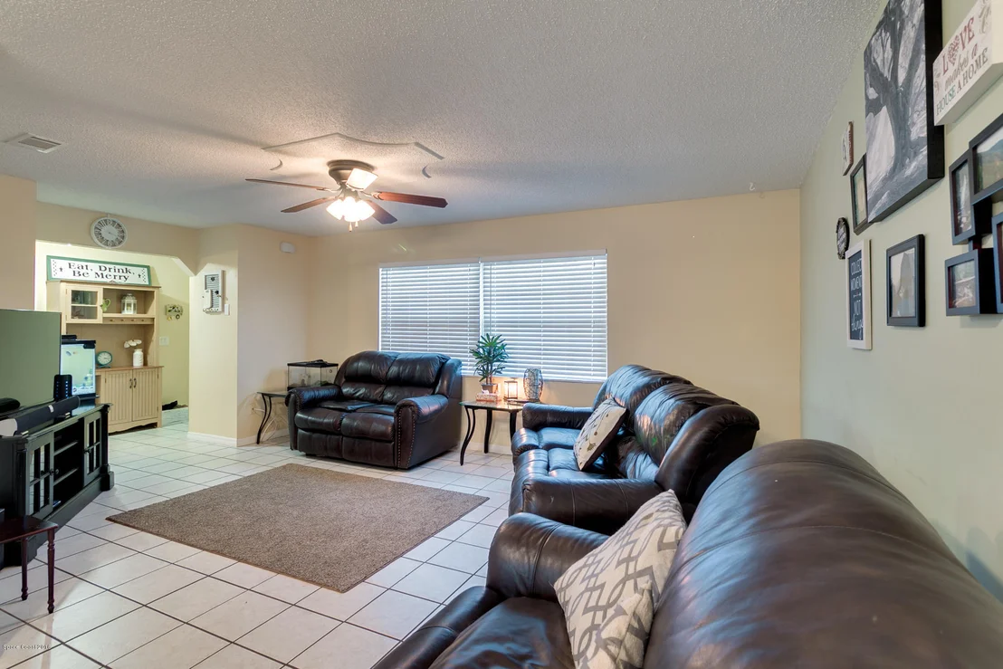 Photo of 2609 Corbusier Drive