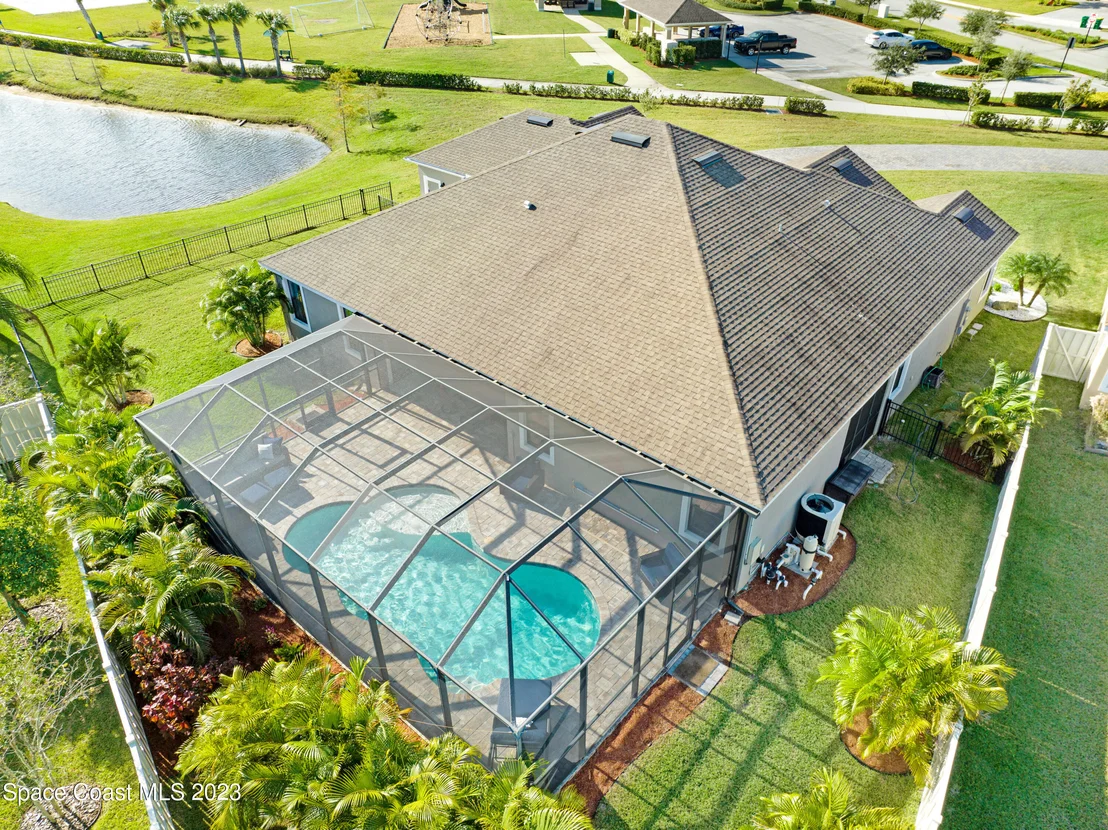 Photo of 7455 Millbrook Avenue