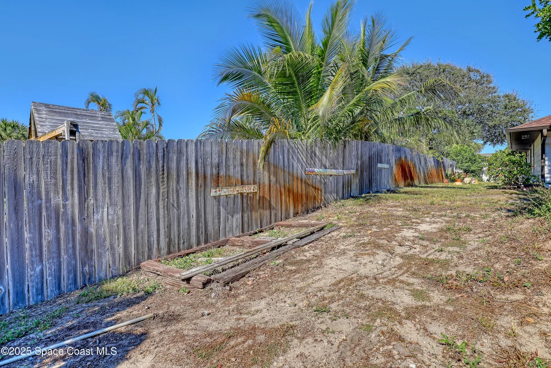 Photo of 235 Sand Dollar Road S