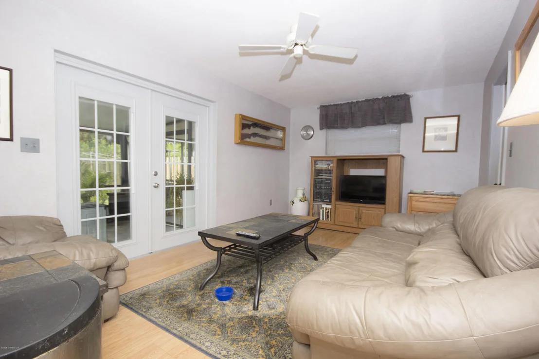 Photo of 863 Westport Drive