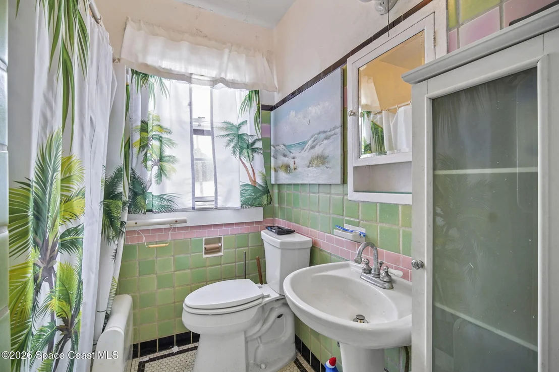 Photo of 2612 Riverview Drive