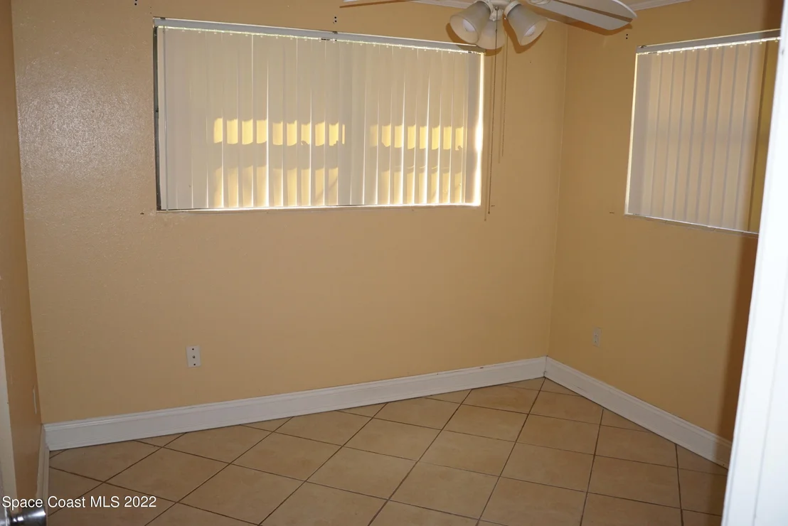 Photo of 5748 Lord Street