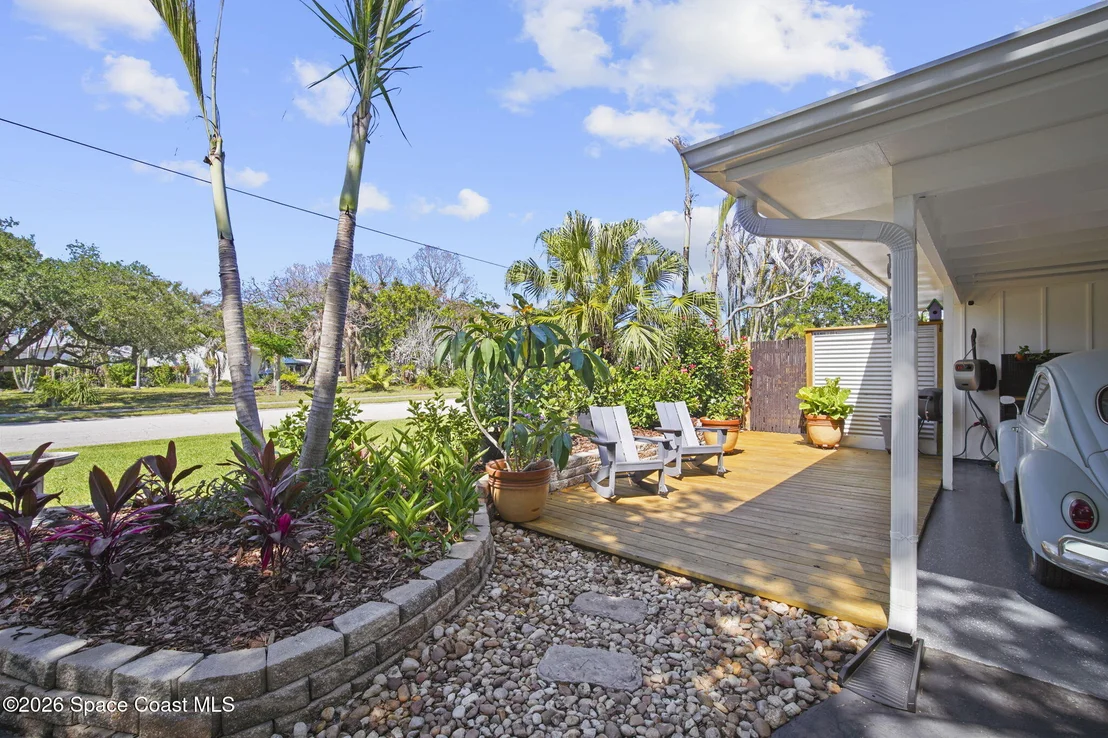 Photo of 514 Cocoa Isles Boulevard