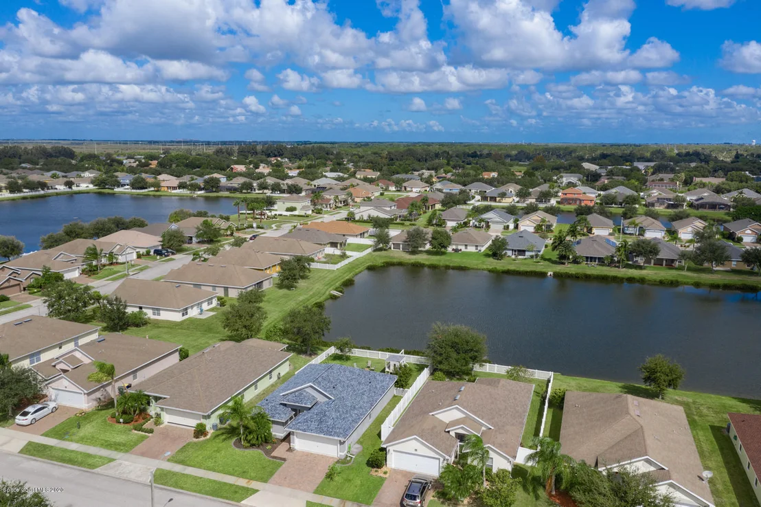 Photo of 2331 Bridgeport Circle
