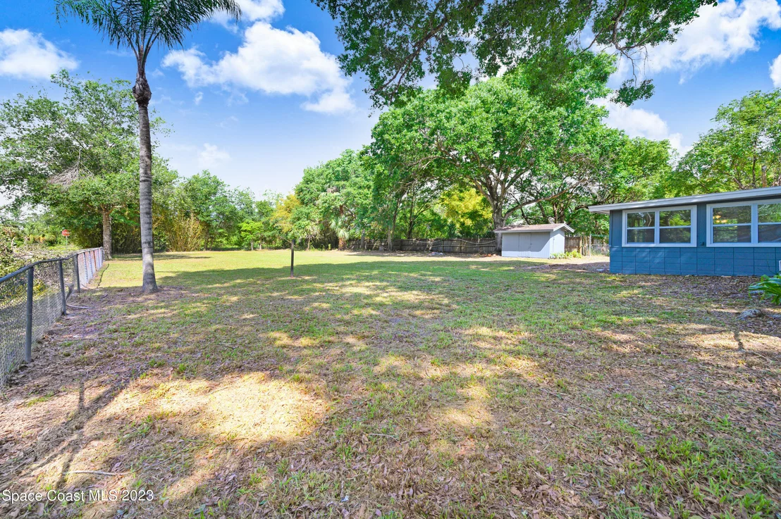 Photo of 5720 Travis Street