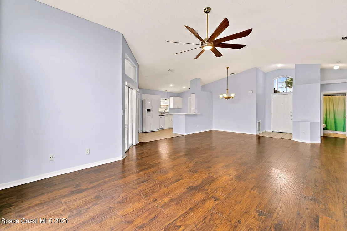 Photo of 8050 Bracken Lane