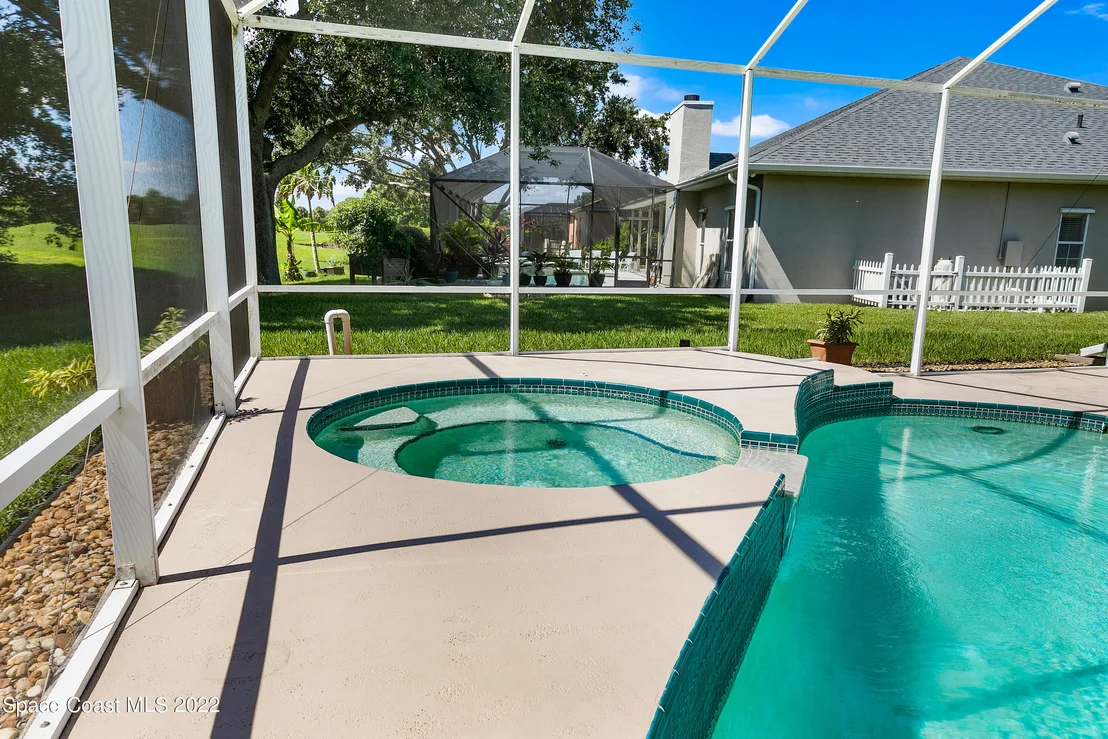 Photo of 974 Wildwood Drive