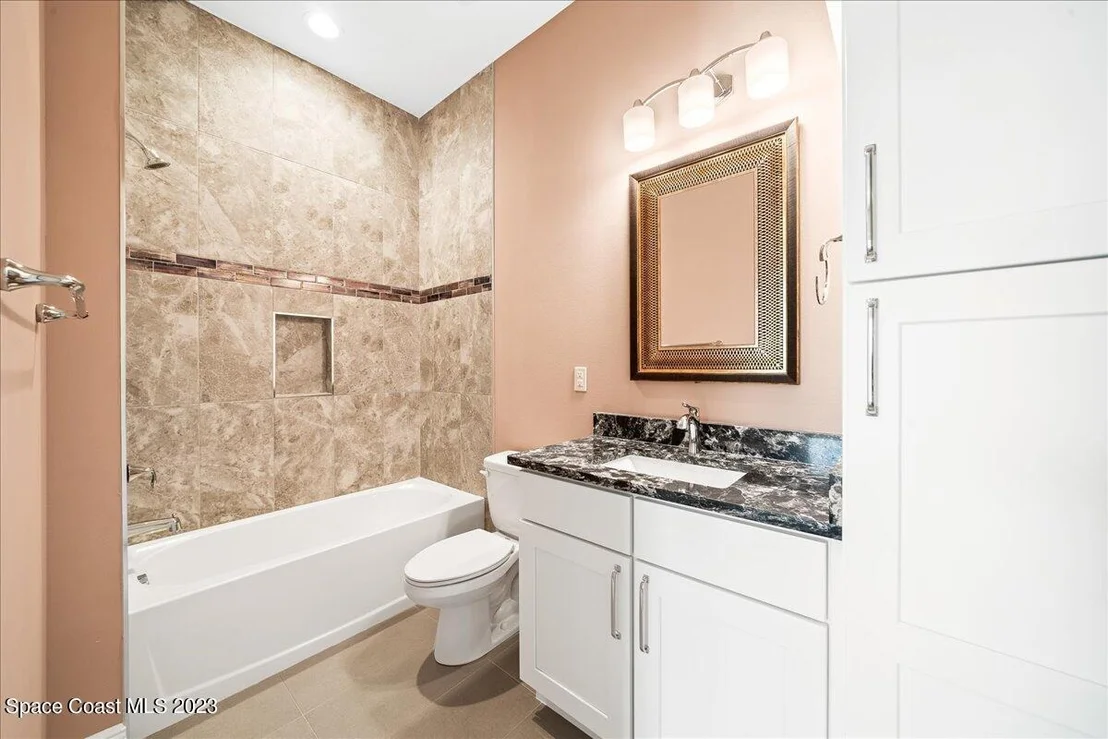 Photo of 2255 Seminole Boulevard