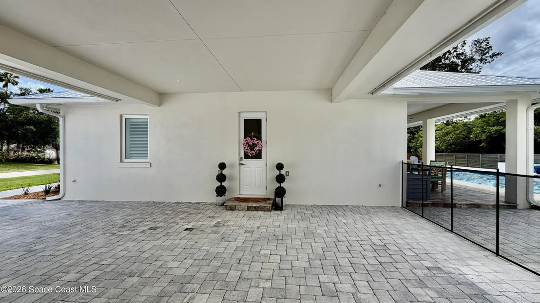 Photo of 4255 79th Street