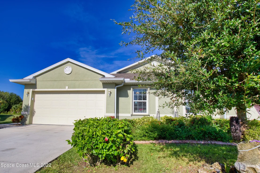 Photo of 7649 W Lenox Circle