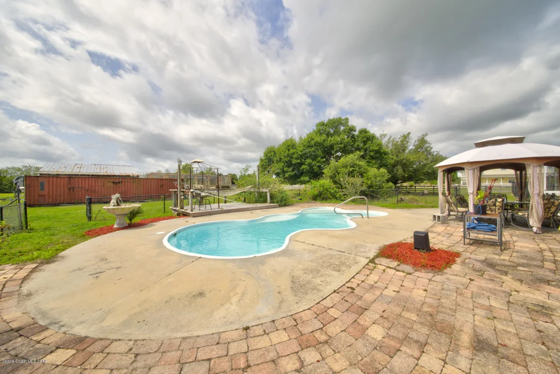 Photo of 3465 Maebert Road