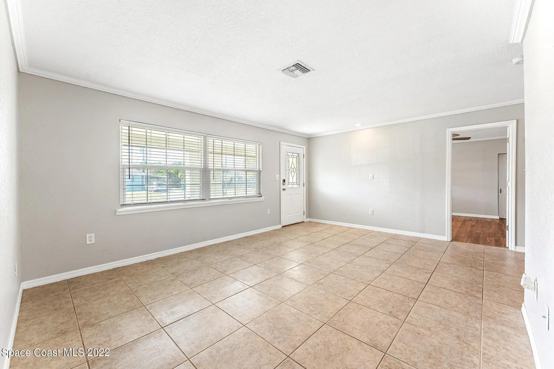 Photo of 2558 Sadler Lane