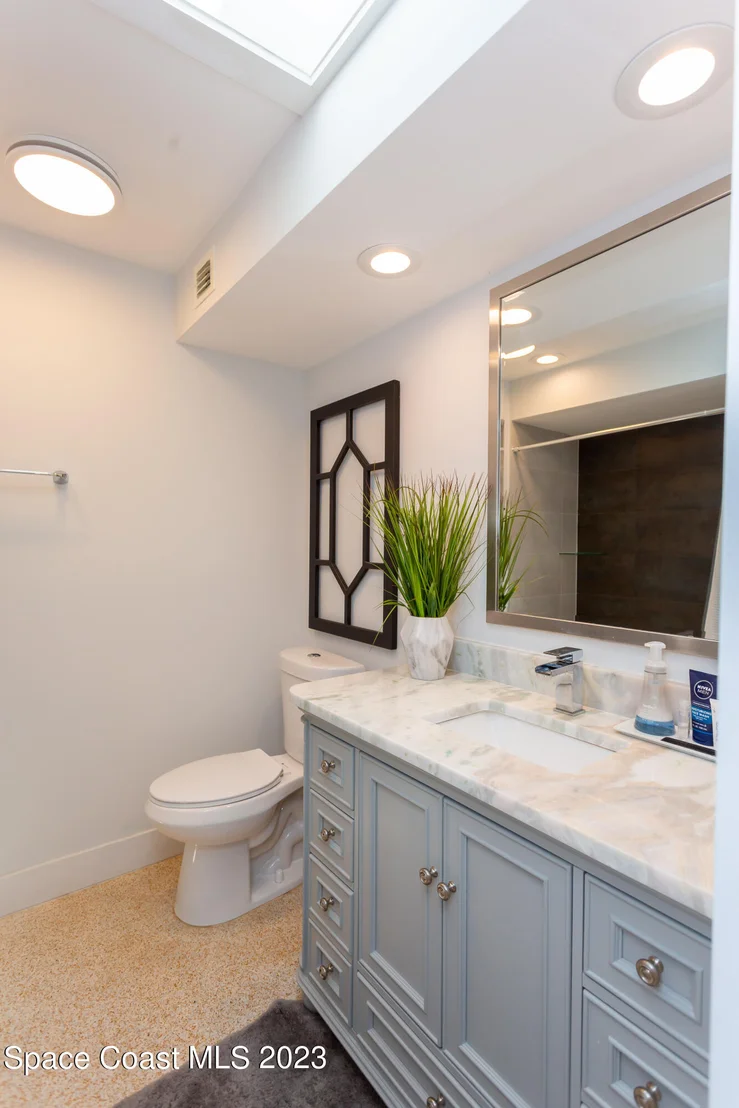 Photo of 500 Hibiscus Trail