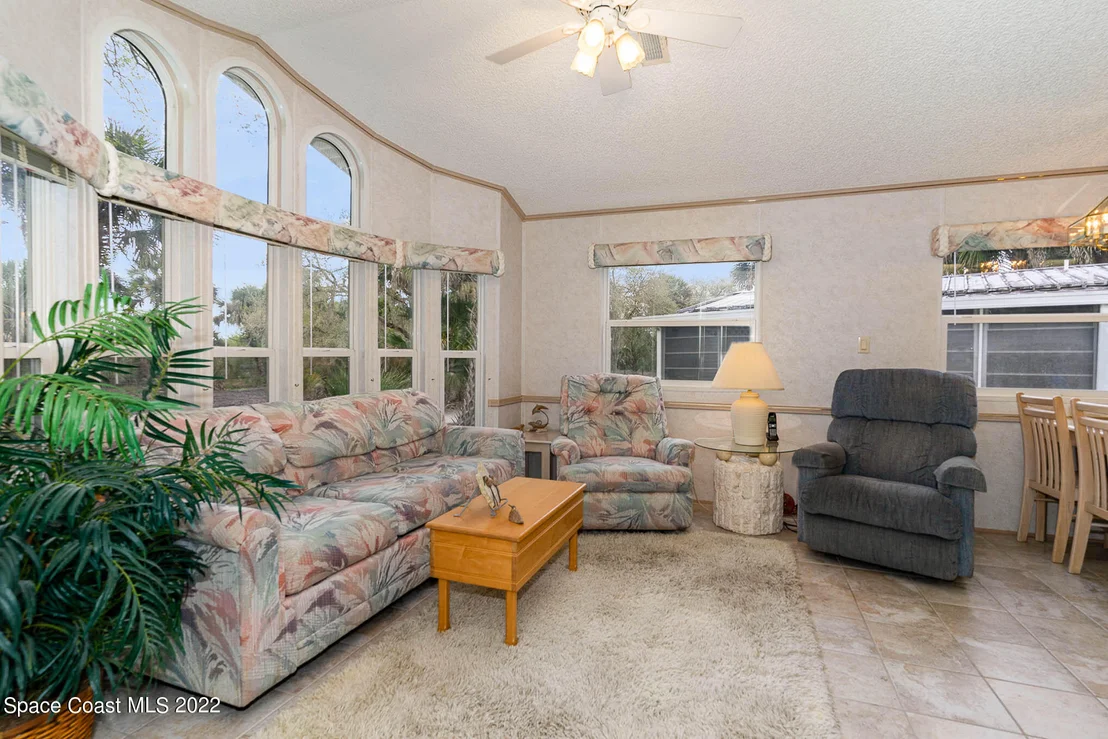 Photo of 87 Sunset Drive