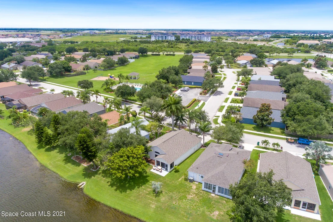 Photo of 530 Wickham Lakes Drive