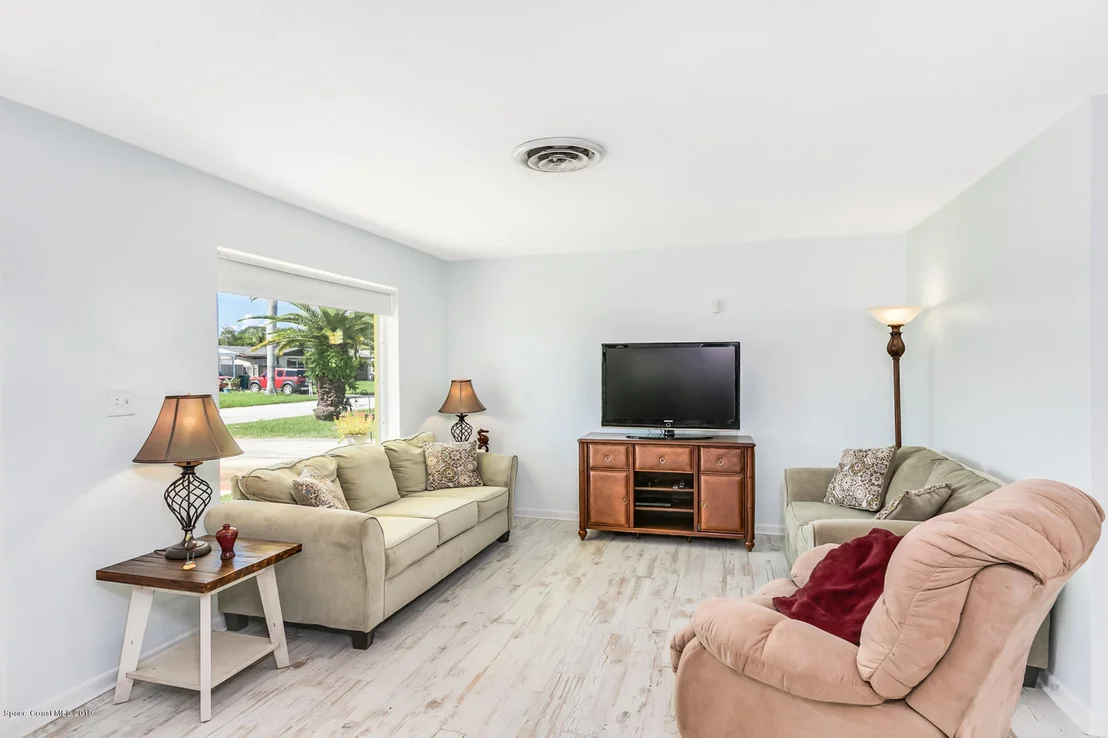 Photo of 301 Jupiter Drive