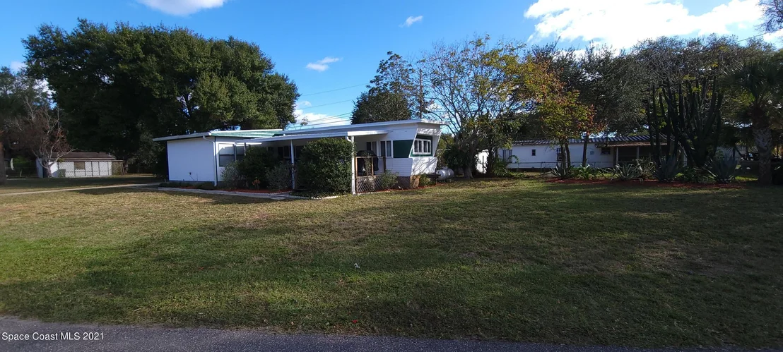 Photo of 6974 Ash Drive