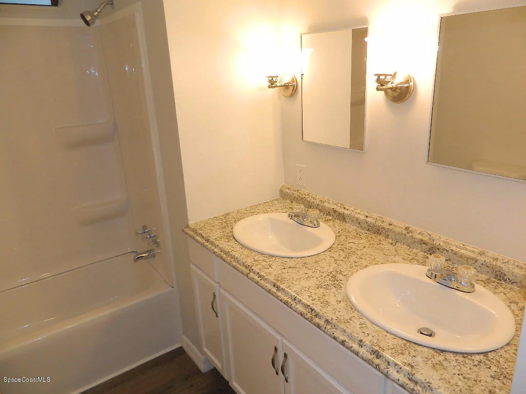 Photo of 4040 Cottonwood Circle