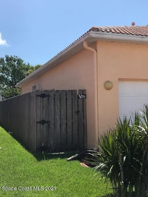 Photo of Unit 10 at 1318 Gem Circle