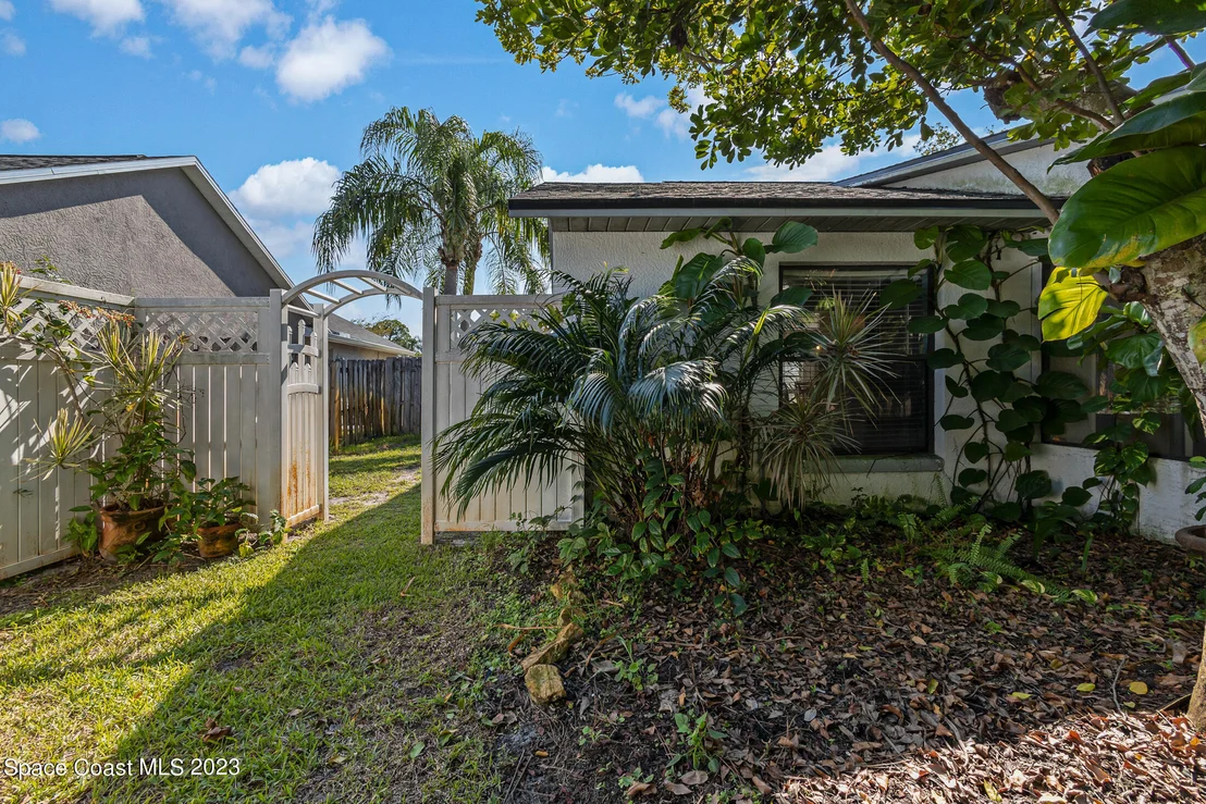 Photo of 937 Pine Baugh Street