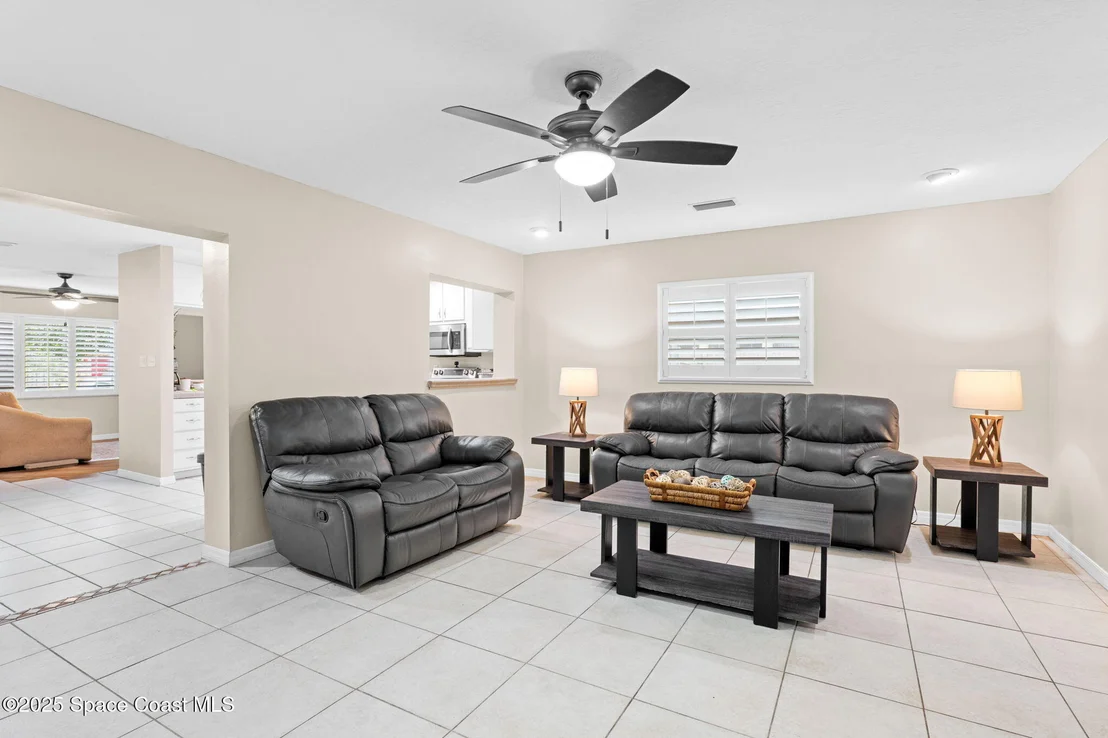 Photo of 999 Emerald Road SE