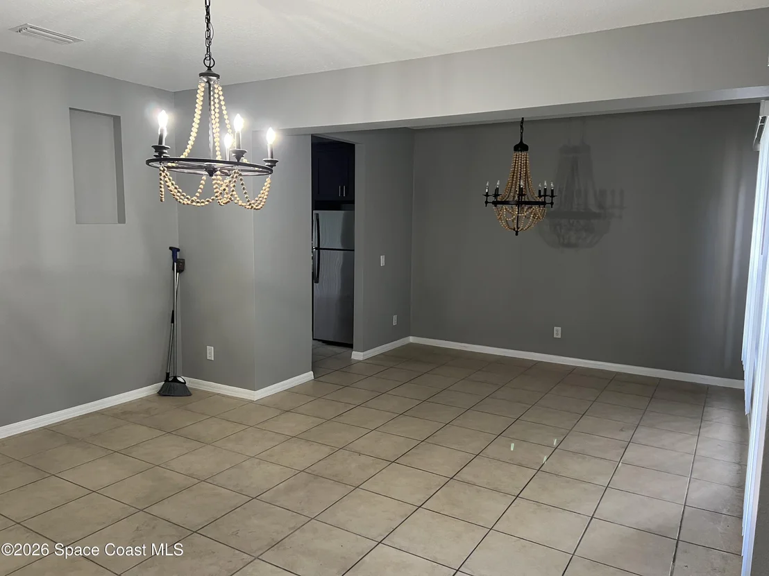 Photo of 810 Benton Drive