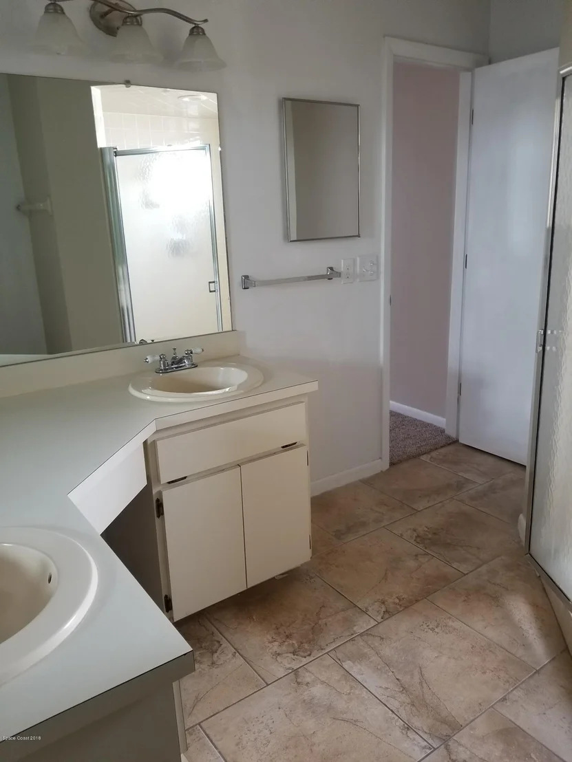 Photo of 824 Gardener Road