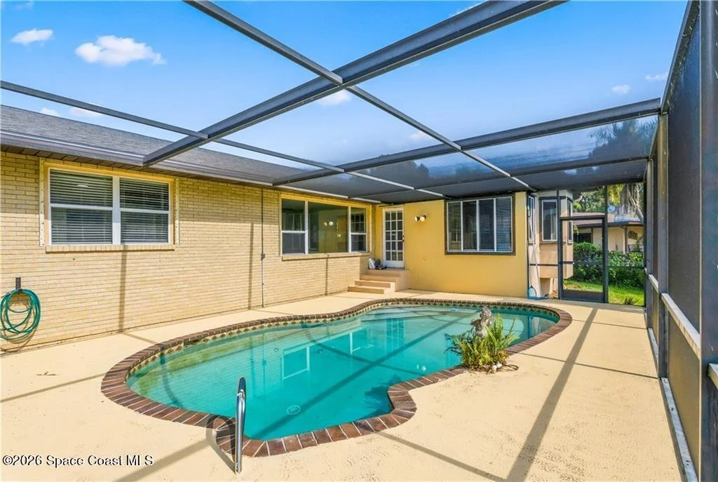 Photo of 1081 Sunswept Road NE