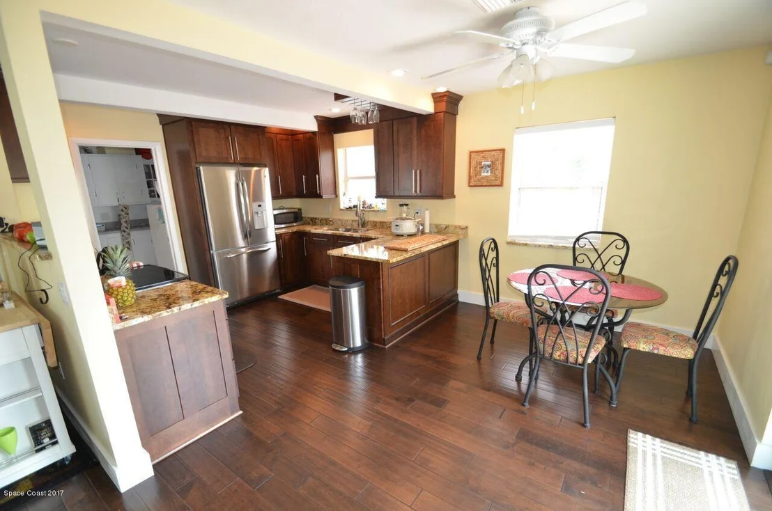 Photo of 1138 Pinetree Drive