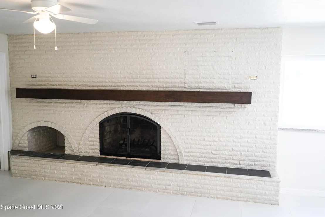 Photo of 80 Katherine Boulevard