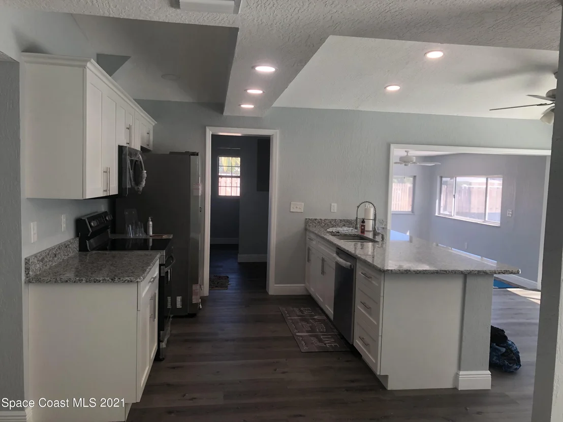 Photo of 876 Vance Circle NE