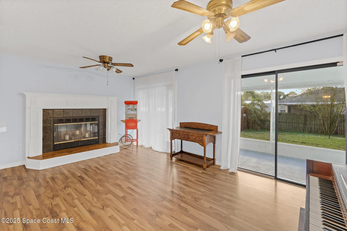 Photo of 6215 Balboa Street