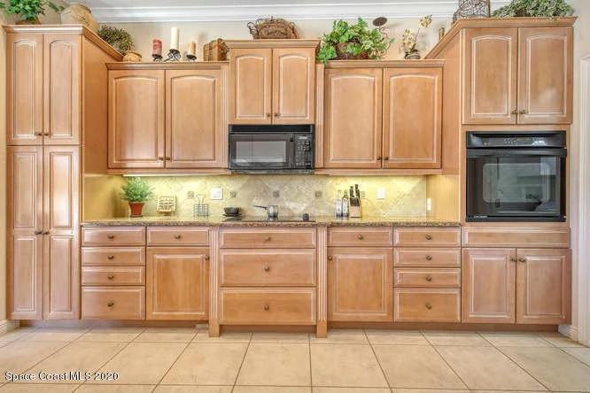 Photo of 821 Peregrine Drive
