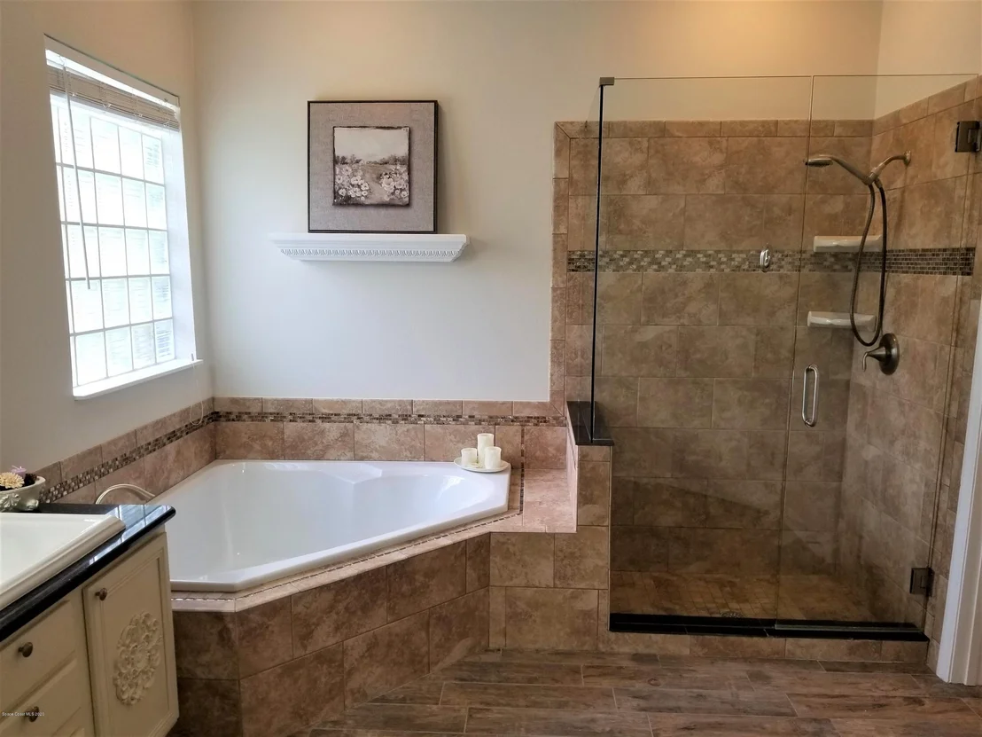 Photo of 667 Autumn Glen Drive