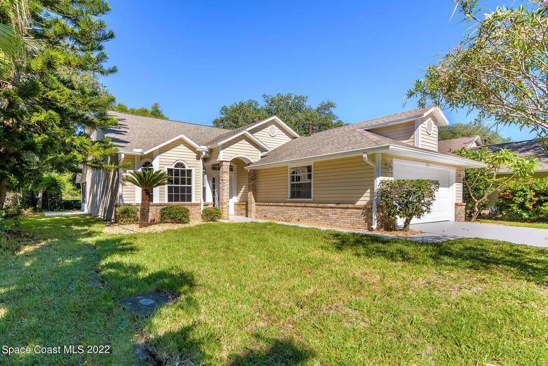 Photo of 480 Prestwick Court