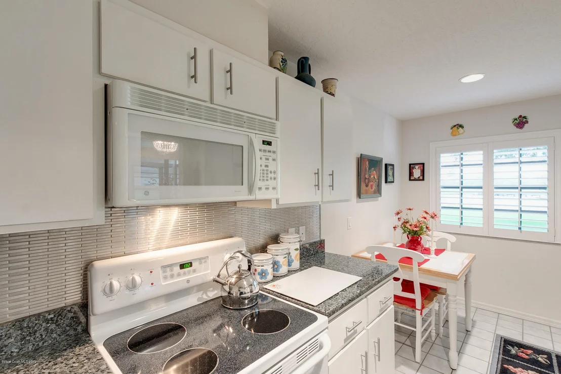 Photo of 906 Ridge Lake Drive