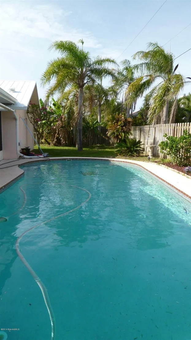 Photo of 615 Hibiscus Drive