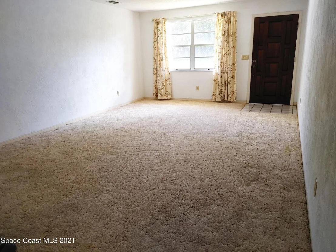 Photo of 1704 Royal Palm Drive