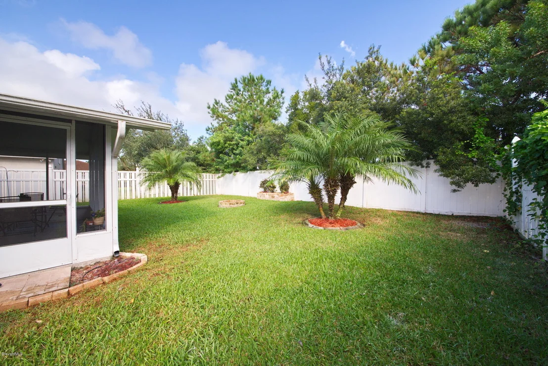 Photo of 1071 Olde Bailey Lane