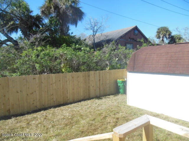 Photo of 335 Maplewood Boulevard