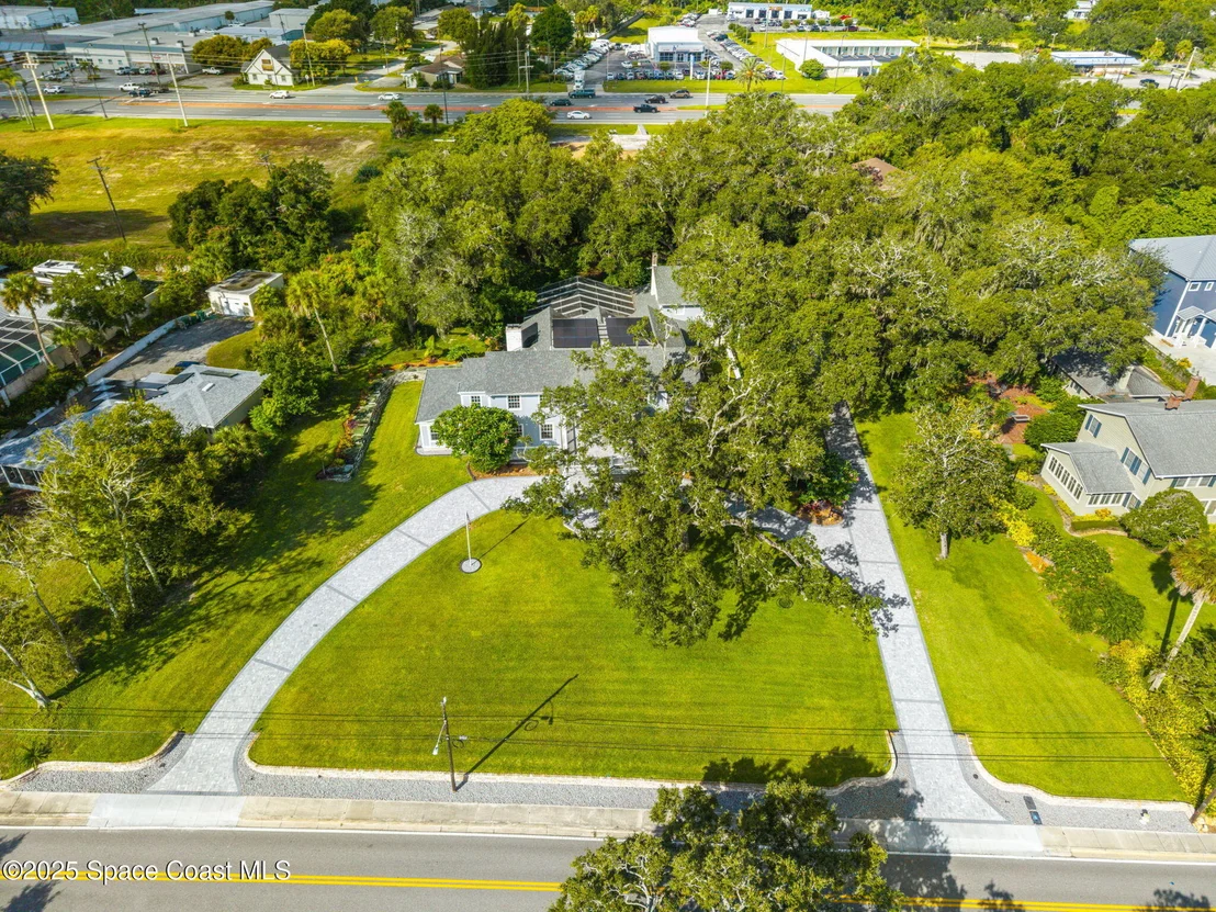 Photo of 875 N Indian River Drive