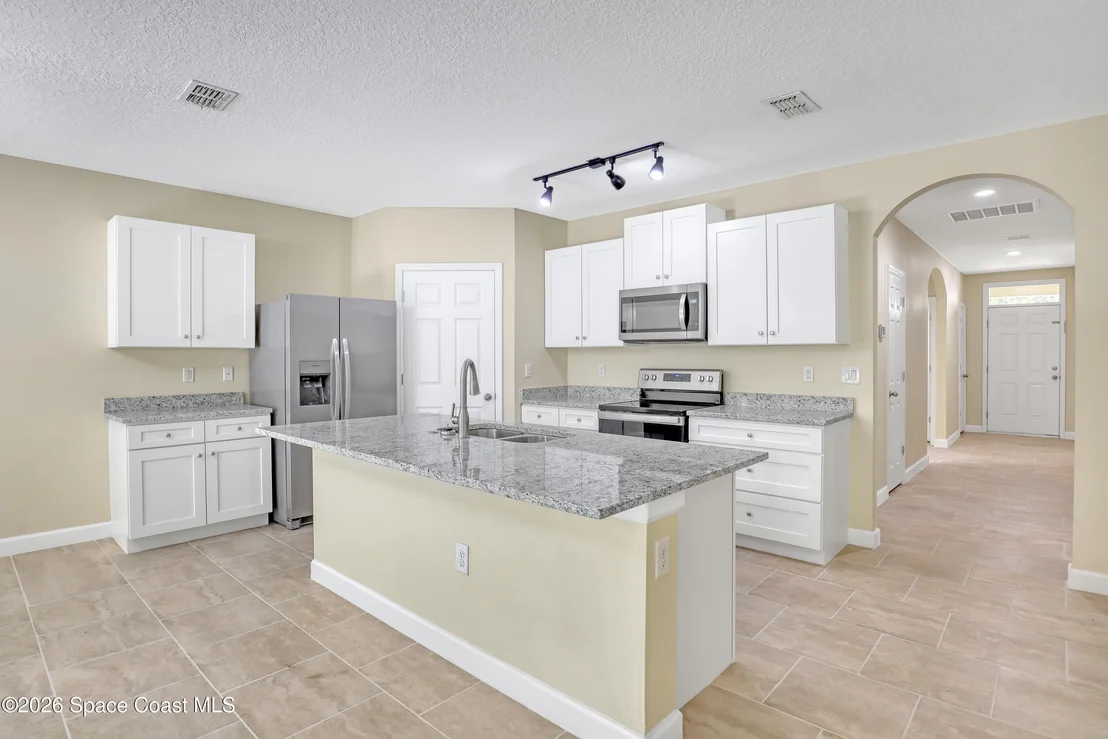 Photo of 2605 Falcon Lane