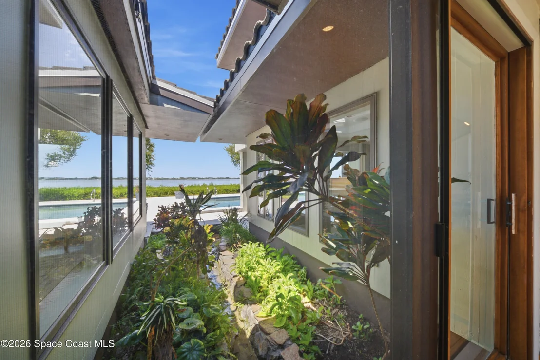 Photo of 722 Loggerhead Island Drive