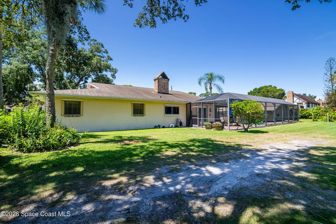 Photo of 1088 Fairlawn Drive