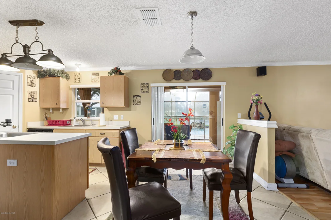 Photo of 4347 Four Lakes Drive
