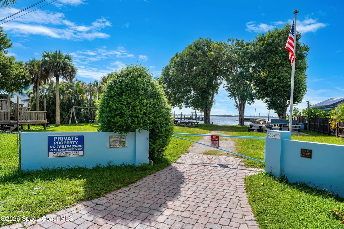 Photo of 275 Ibis Drive