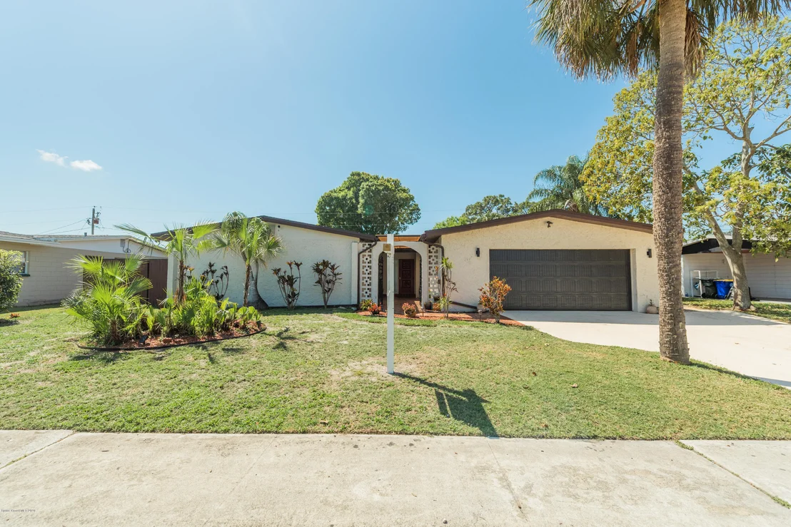 Photo of 1333 Estridge Drive