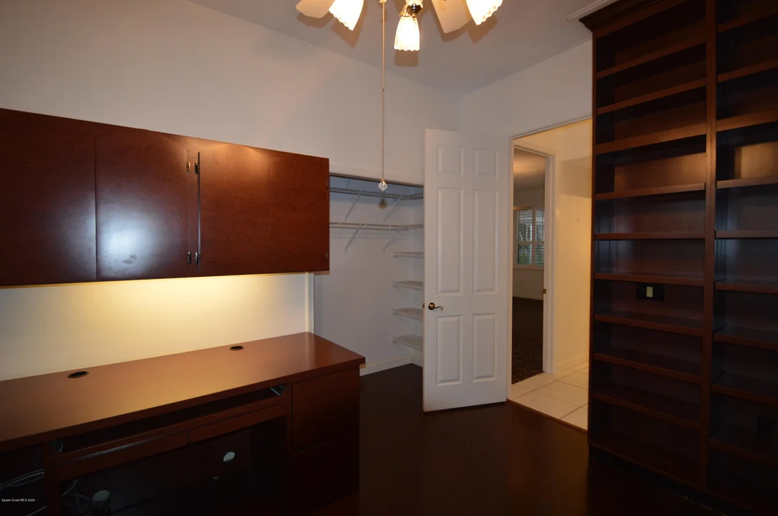 Photo of 2015 Canterbury Drive